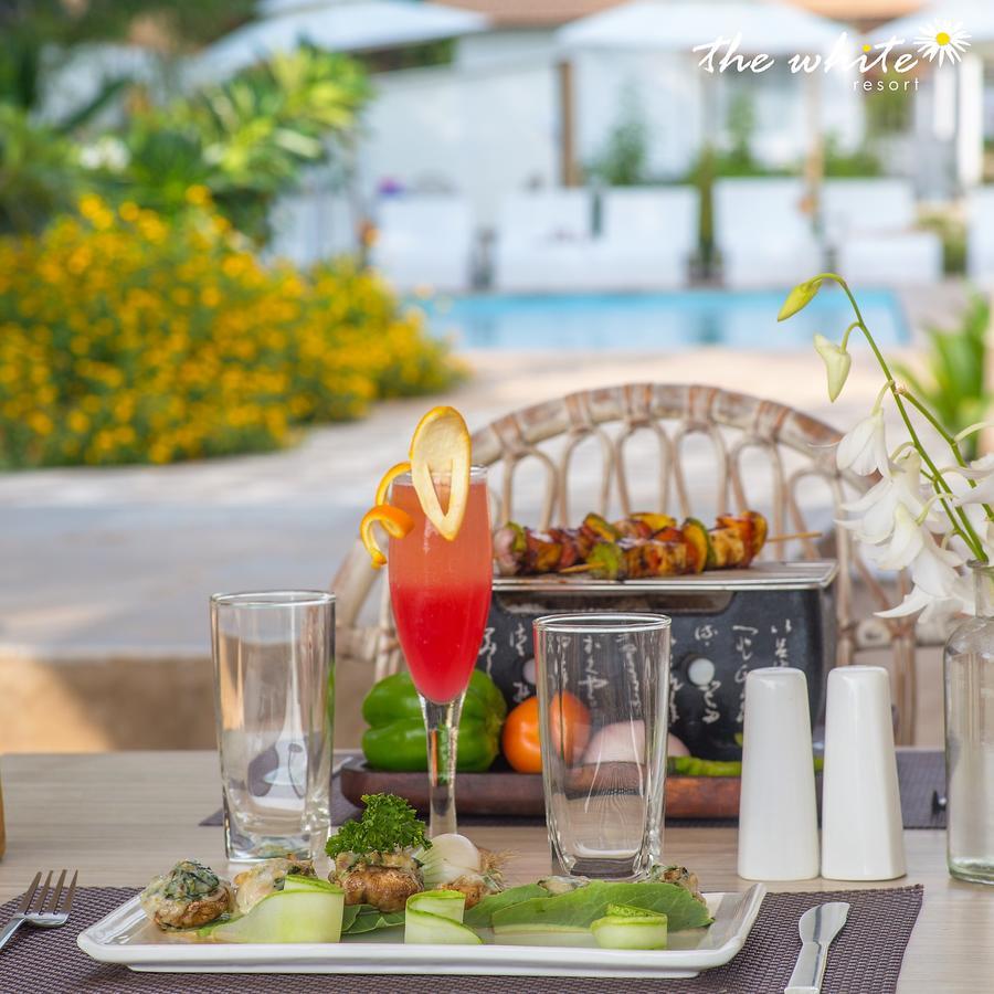 The White Resort Agonda Dış mekan fotoğraf